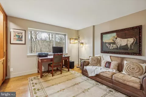 Living - 245 Biddulph Rd, Wayne, PA 19087 photo 2 of 5