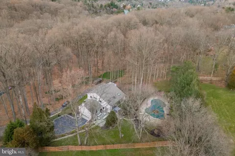 View/Area - 245 Biddulph Rd, Wayne, PA 19087 photo 3 of 4