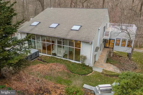 Exterior - 245 Biddulph Rd, Wayne, PA 19087 photo 13 of 15