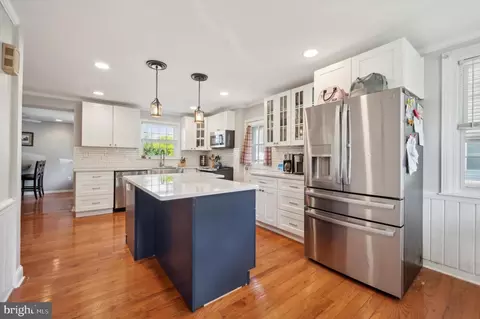 117 James Dr, Havertown, PA 19083