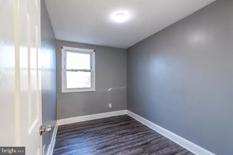 Entry Way - 938 Delview Dr, Folcroft, PA 19032 photo 9 of 10