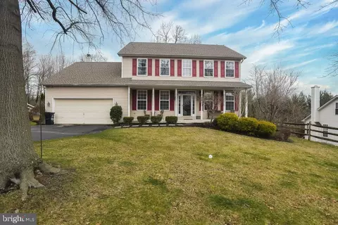 3805 Highland Dr, Garnet Valley, PA 19060
