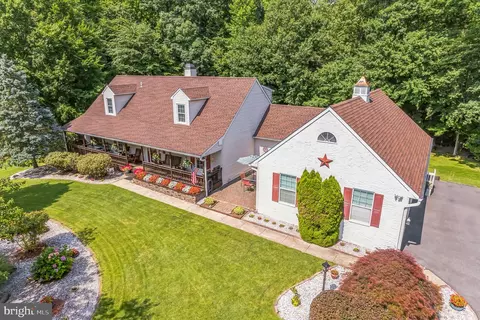 4 Scalones Lndg, Garnet Valley, PA 19060