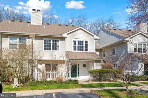 69 Bayberry Ct, Glen Mills, PA 19342