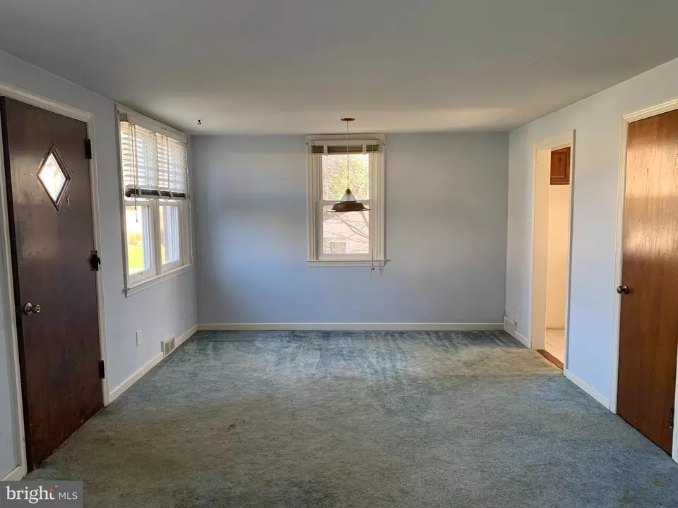 128 Harmil Rd, Broomall, PA 19008 24 Photos Movoto