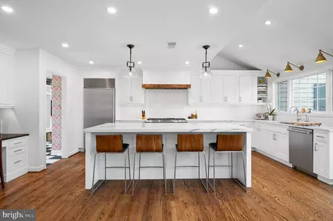 Kitchen - 252 Ravenscliff, Wayne, PA 19087 photo 1 of 4