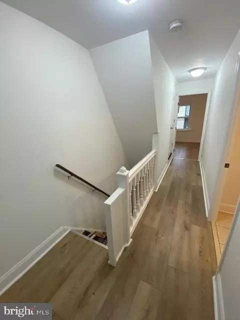 Entry Way - 3 E 9th St, Marcus Hook, PA 19061 photo 3 of 4
