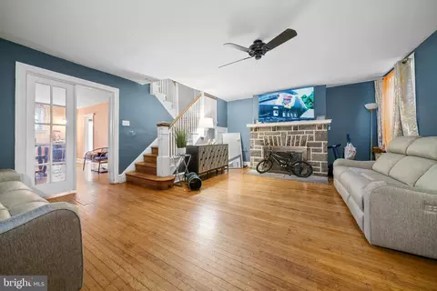 107 Copley Rd, Upper Darby, PA 19082 photo 3