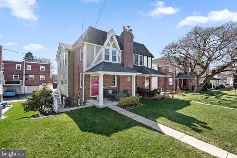 627 Kenilworth Rd, Ardmore, PA 19003