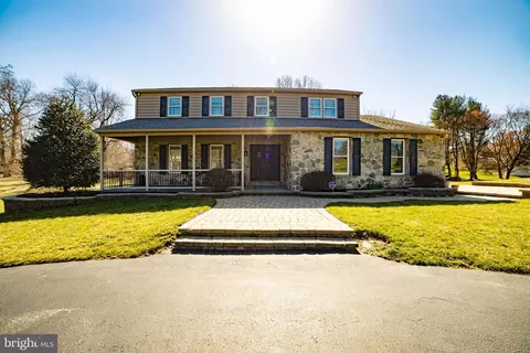 36 Running Brook Rd, Glen Mills, PA 19342