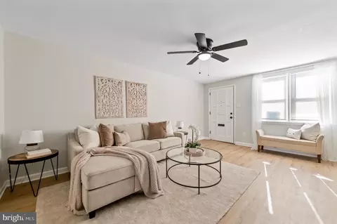 557 S 3rd St, Darby, PA 19023