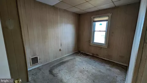 815 Pleasant Ave, Marcus Hook, PA 19061 photo 16
