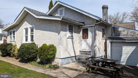 815 Pleasant Ave, Marcus Hook, PA 19061 photo 7