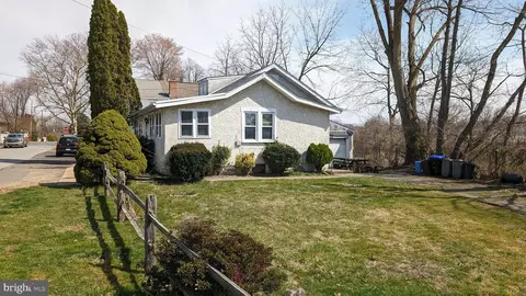 815 Pleasant Ave, Marcus Hook, PA 19061 photo 6
