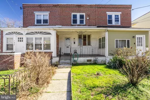 130 E Madison Ave, Clifton Heights, PA 19018