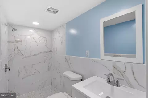 205 Glendale Rd, Upper Darby, PA 19082 photo 19