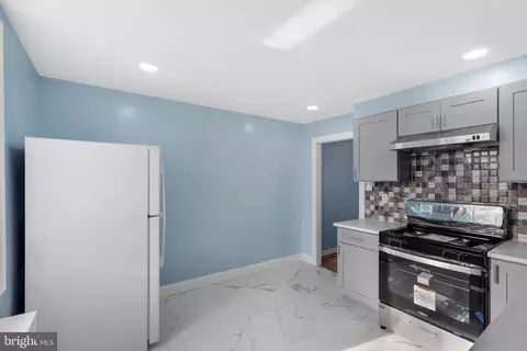 205 Glendale Rd, Upper Darby, PA 19082 photo 8