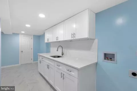 205 Glendale Rd, Upper Darby, PA 19082 photo 16
