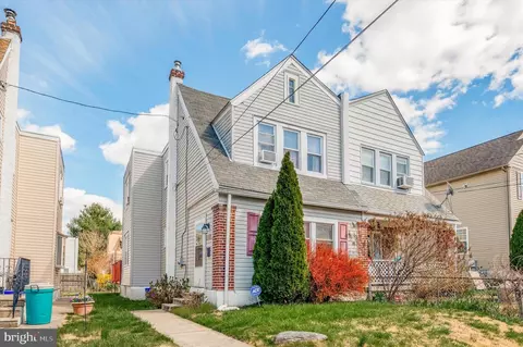 1111 Harding Dr, Havertown, PA 19083