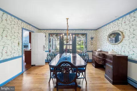 229 E Beechtree Ln, Wayne, PA 19087 photo 10