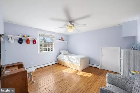 229 E Beechtree Ln, Wayne, PA 19087 photo 21