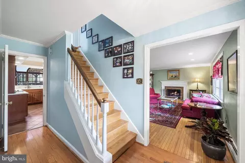 229 E Beechtree Ln, Wayne, PA 19087 photo 8