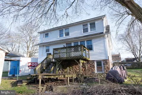 Exterior - 30 Johnson Ave, Marcus Hook, PA 19061 photo 2 of 3