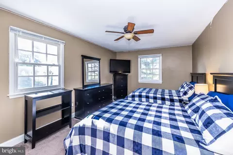 688 W Rolling Rd, Springfield, PA 19064 photo 25