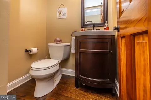 688 W Rolling Rd, Springfield, PA 19064 photo 6