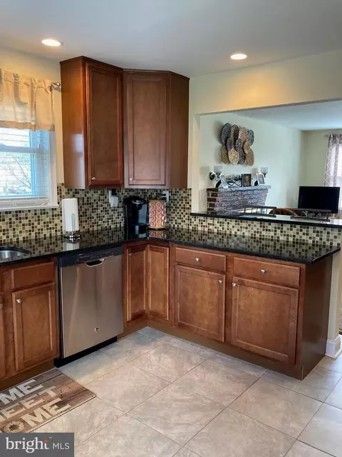 Kitchen - 3914 Chichester Ave, Boothwyn, PA 19061 photo 2 of 5