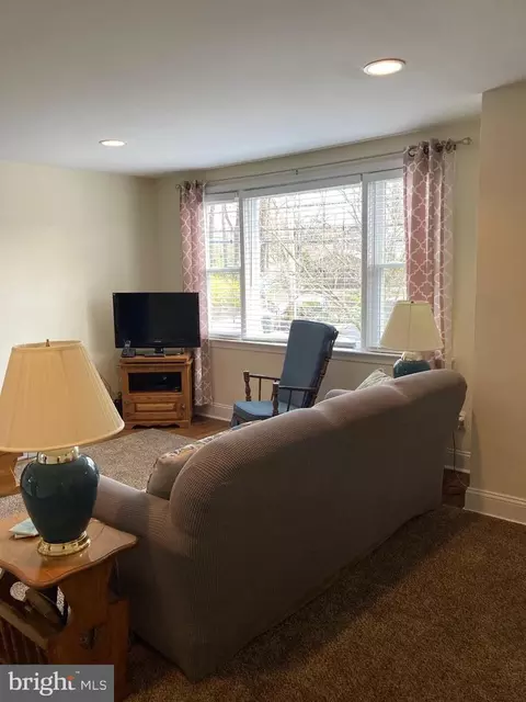 Living - 3914 Chichester Ave, Boothwyn, PA 19061 photo 3 of 3