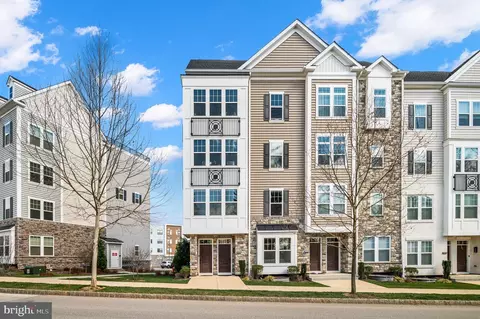 211 Charles Ellis Dr, Newtown Square, PA 19073