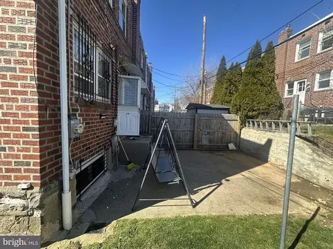 Exterior - 110 Ivy Ct, Upper Darby, PA 19082 photo 3 of 3