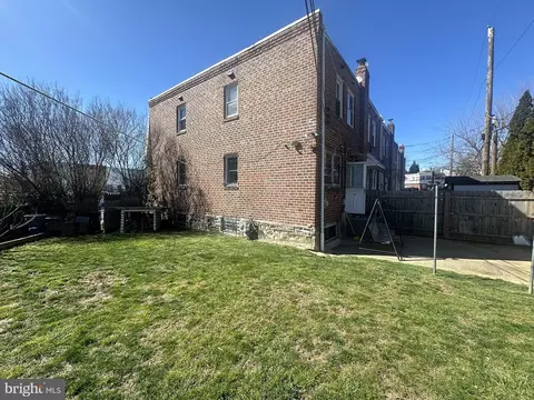 Exterior - 110 Ivy Ct, Upper Darby, PA 19082 photo 2 of 3