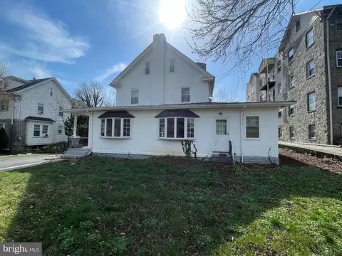 186 N Lansdowne Ave, Lansdowne, PA 19050