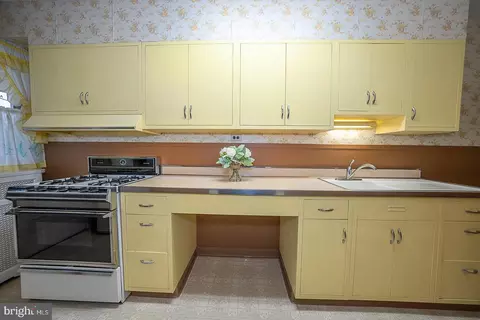 Other - 202 Kent Rd, Upper Darby, PA 19082 photo 3 of 7