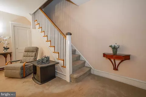 Entry Way - 202 Kent Rd, Upper Darby, PA 19082 photo 1 of 2
