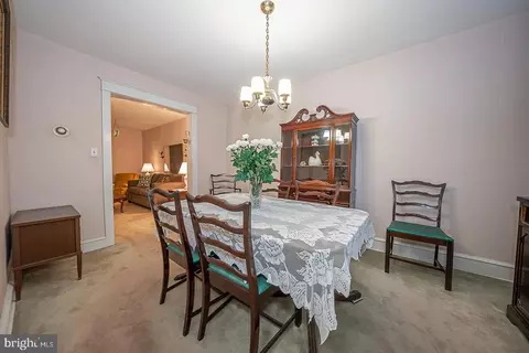 Dining - 202 Kent Rd, Upper Darby, PA 19082 photo 1 of 2
