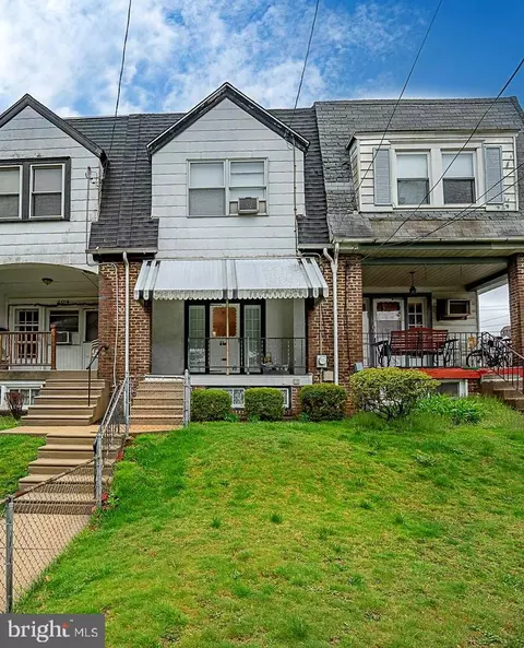 202 Kent Rd, Upper Darby, PA 19082