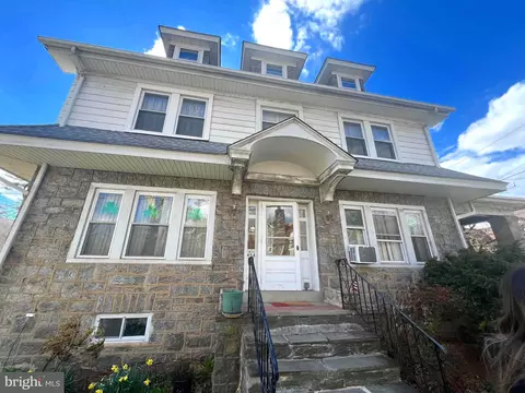 454 Edmonds Ave, Drexel Hill, PA 19026