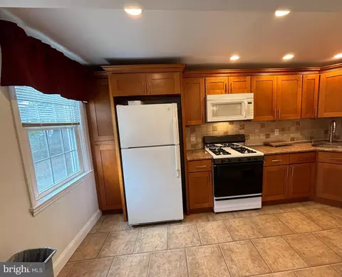 7805 Westview Ave, Upper Darby, PA 19082 photo 12