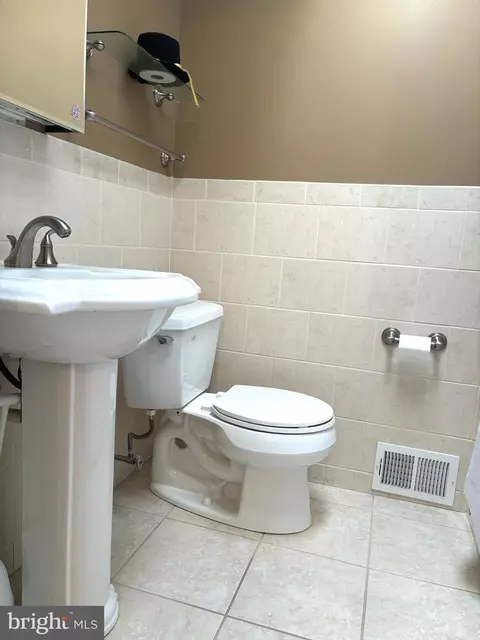 7805 Westview Ave, Upper Darby, PA 19082 photo 17