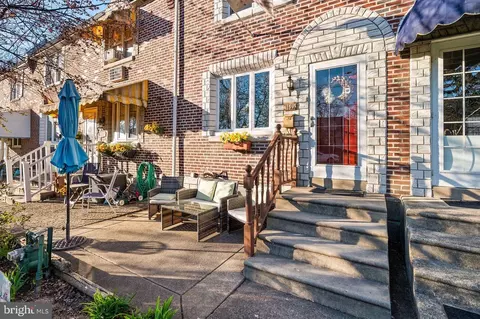 1135 Tremont Dr, Glenolden, PA 19036