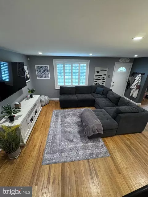 638 Wayne Ave, Springfield, PA 19064 photo 4