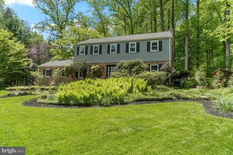 202 Hansell Rd, Newtown Square, PA 19073