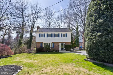 1400 Donna Ave, Woodlyn, PA 19094