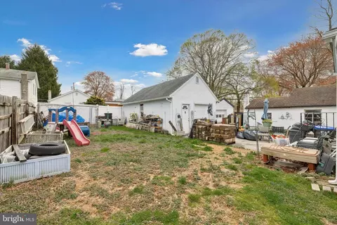 Exterior - 2111 Ferncroft Ave, Boothwyn, PA 19061 photo 7 of 7