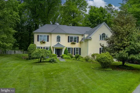 706 S Bryn Mawr Ave, Bryn Mawr, PA 19010