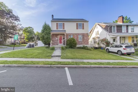 Exterior - 40 Maple Ave, Upper Darby, PA 19082 photo 1 of 5