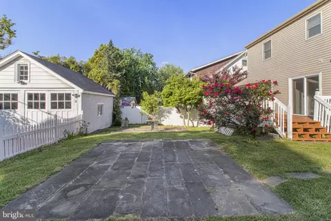 Exterior - 40 Maple Ave, Upper Darby, PA 19082 photo 5 of 5